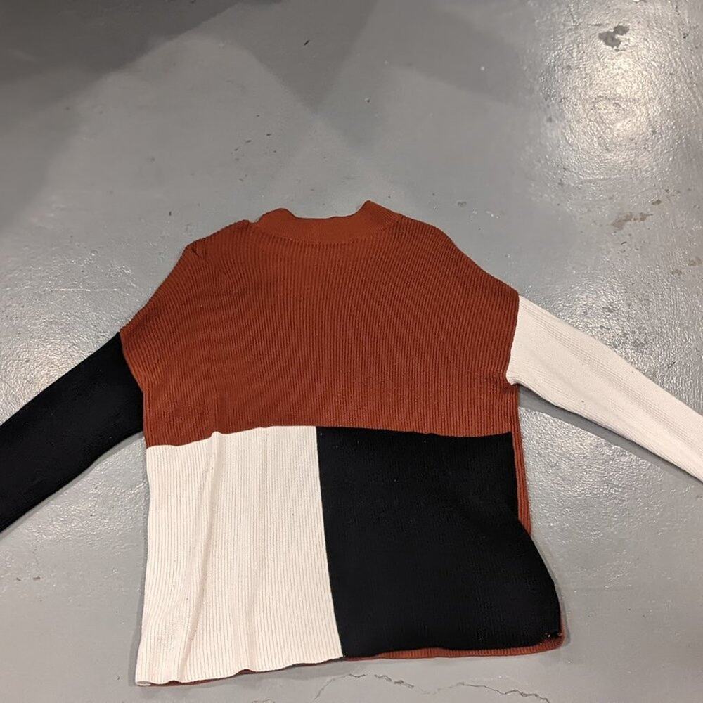 Apt 9 Colorblock Sweater - image 2